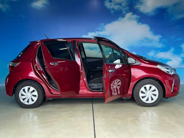 トヨタ ヴィッツ　ハイブリッド １．５ ハイブリッド Ｆ セーフティ エディションＩＩＩ R1年 (東北) 99