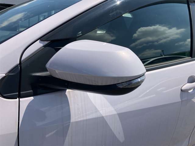 トヨタ ヤリス １．０ Ｇ R5年 (東海) 99