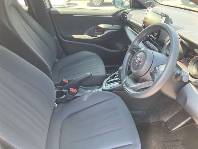 トヨタ ヤリス １．０ Ｇ R5年 (東海) 99