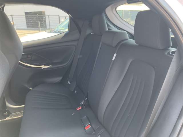 トヨタ ヤリス １．０ Ｇ R5年 (東海) 99