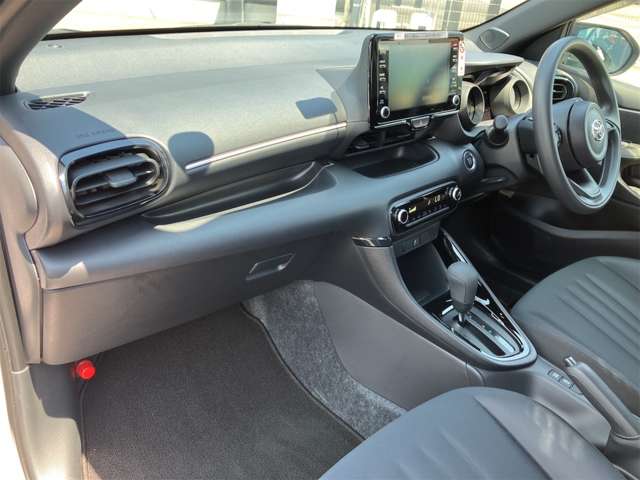 トヨタ ヤリス １．０ Ｇ R5年 (東海) 99