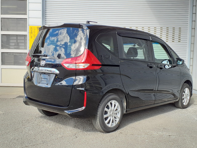 ホンダ フリード＋ １．５ Ｇ ホンダセンシング ４ＷＤ H28年 (甲信越・北陸) 99