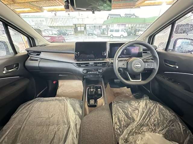 日産 ノートオーラ １．２ Ｇ R5年 (東海) 99