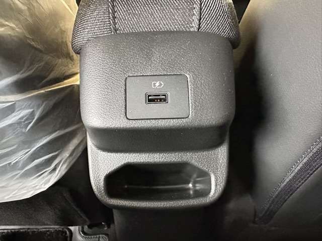 日産 ノートオーラ １．２ Ｇ R5年 (東海) 99