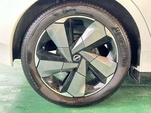 日産 ノートオーラ １．２ Ｇ R5年 (東海) 99