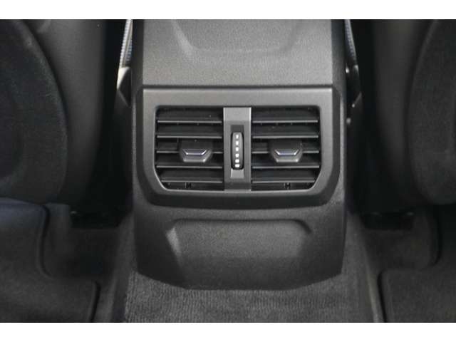 ＢＭＷ １シリーズ １１８Ｉ Ｍスポーツ ＤＣＴ R6年 (近畿) 99