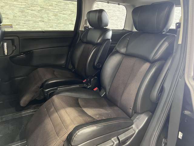 日産 エルグランド ２．５ ２５０ハイウェイスター アーバンクロム H25年 (関東) 99