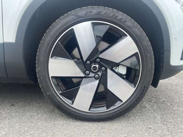 ボルボ ＸＣ４０リチャージ アルティメット シングルモーター R5年 (東北) 99