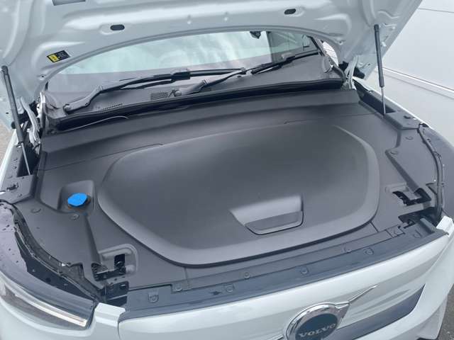 ボルボ ＸＣ４０リチャージ アルティメット シングルモーター R5年 (東北) 99