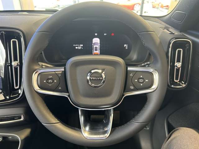 ボルボ ＸＣ４０リチャージ アルティメット シングルモーター R5年 (東北) 99