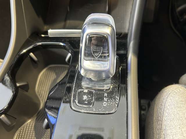 ボルボ ＸＣ４０リチャージ アルティメット シングルモーター R5年 (東北) 99