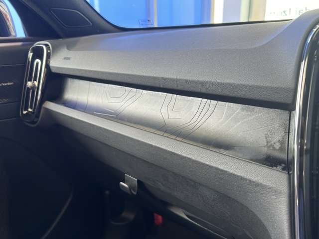 ボルボ ＸＣ４０リチャージ アルティメット シングルモーター R5年 (東北) 99