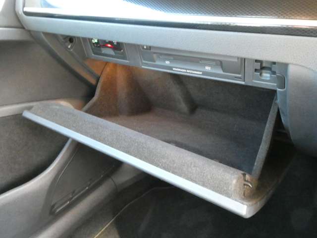 フォルクスワーゲン ゴルフ ＴＳＩ　ハイライン H26年 (関東) 99