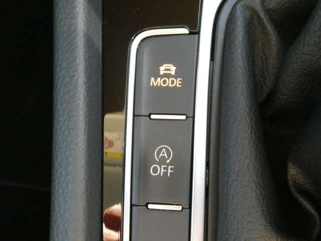 フォルクスワーゲン ゴルフ ＴＳＩ　ハイライン H26年 (関東) 99