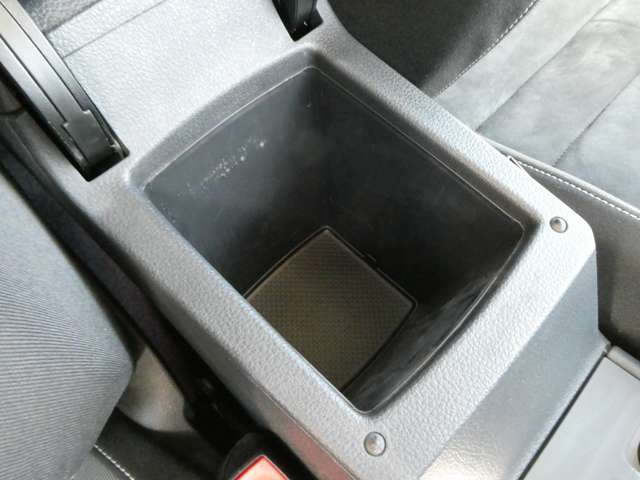 フォルクスワーゲン ゴルフ ＴＳＩ　ハイライン H26年 (関東) 99