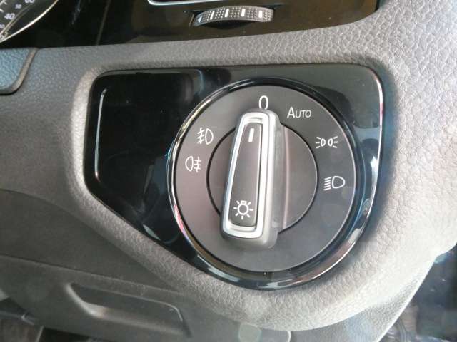 フォルクスワーゲン ゴルフ ＴＳＩ　ハイライン H26年 (関東) 99