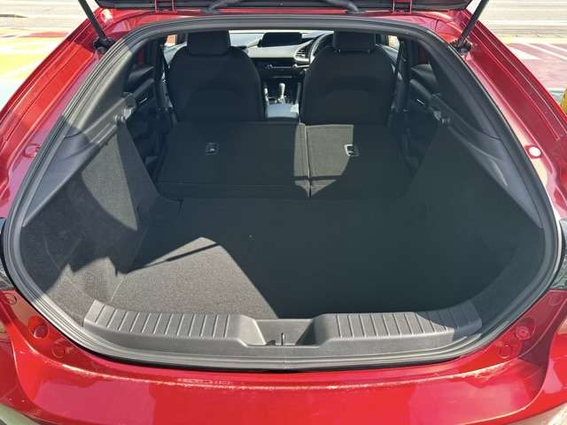 マツダ ＭＡＺＤＡ３　ファストバック ２．０ Ｘ スマートエディション R3年 (東海) 99