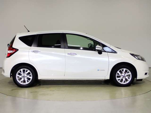 日産 ノート １．２ Ｅ－ＰＯＷＥＲ Ｘ Ｖセレクション R2年 (関東) 99