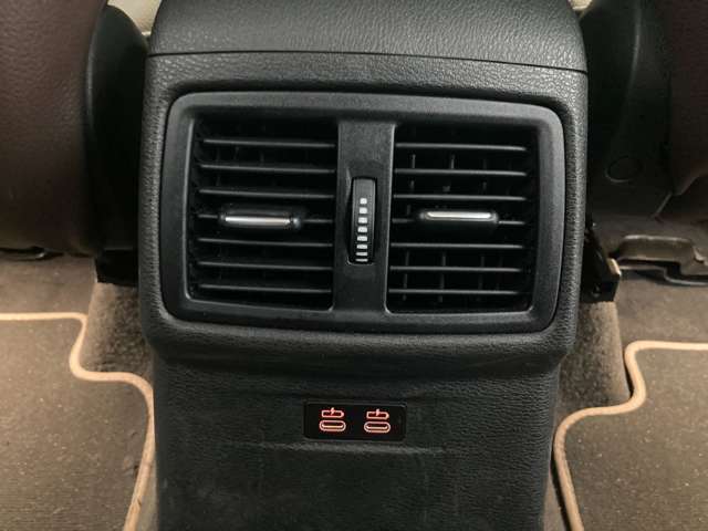 ＢＭＷ Ｘ１ Ｘドライブ １８Ｄ Ｘライン ４ＷＤ R3年 (近畿) 99