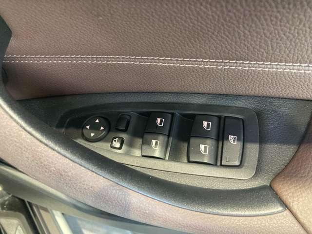 ＢＭＷ Ｘ１ Ｘドライブ １８Ｄ Ｘライン ４ＷＤ R3年 (近畿) 99