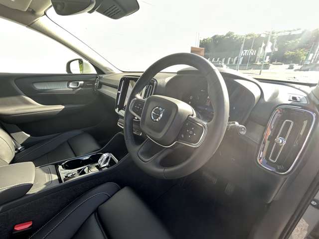 ボルボ ＸＣ４０ ウルトラ Ｂ４ ＡＷＤ ４ＷＤ R6年 (東北) 99