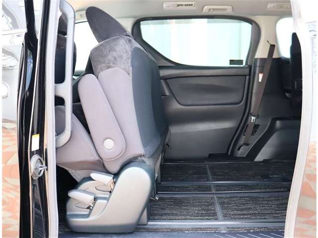 トヨタ アルファード ２．５ Ｓ R2年 (関東) 99