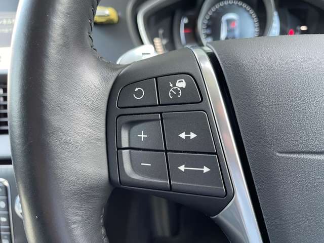 ボルボ Ｖ４０ Ｄ４ ディーゼルターボ H27年 (東北) 99