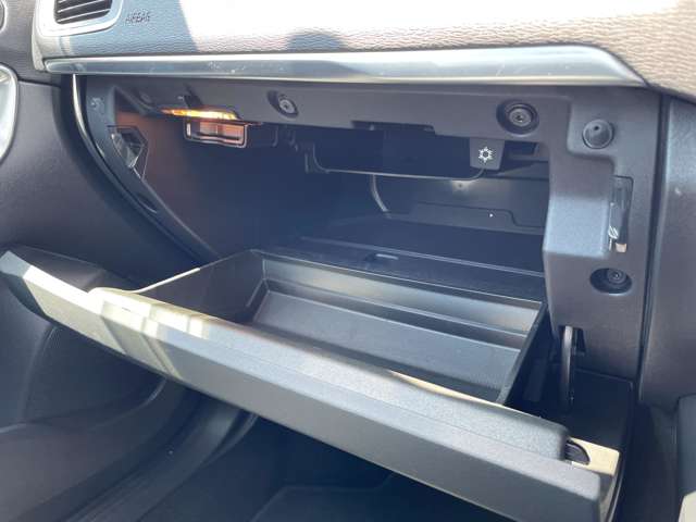 ボルボ Ｖ４０ Ｄ４ ディーゼルターボ H27年 (東北) 99