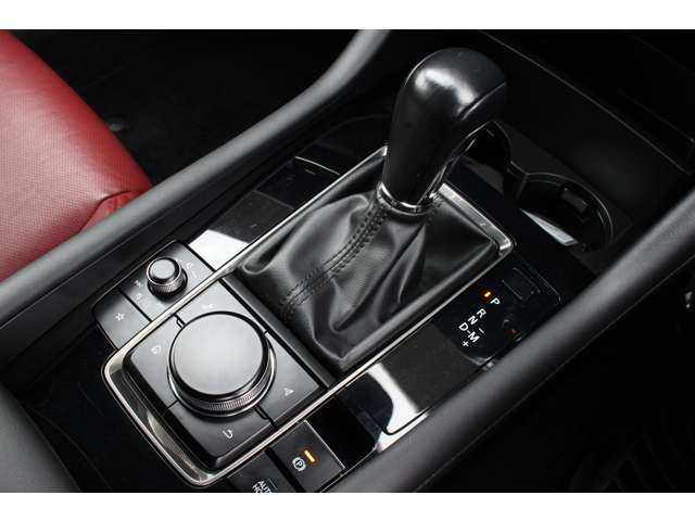 マツダ ＭＡＺＤＡ３　ファストバック １．８ ＸＤ バーガンディ セレクション ディーゼルターボ R1年 (関東) 99