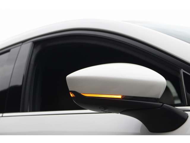 マツダ ＭＡＺＤＡ３　ファストバック １．８ ＸＤ バーガンディ セレクション ディーゼルターボ R1年 (関東) 99