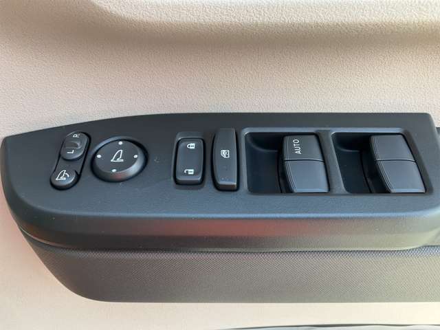 ホンダ Ｎ　ＢＯＸ ６６０ ファッションスタイル R6年 (近畿) 99