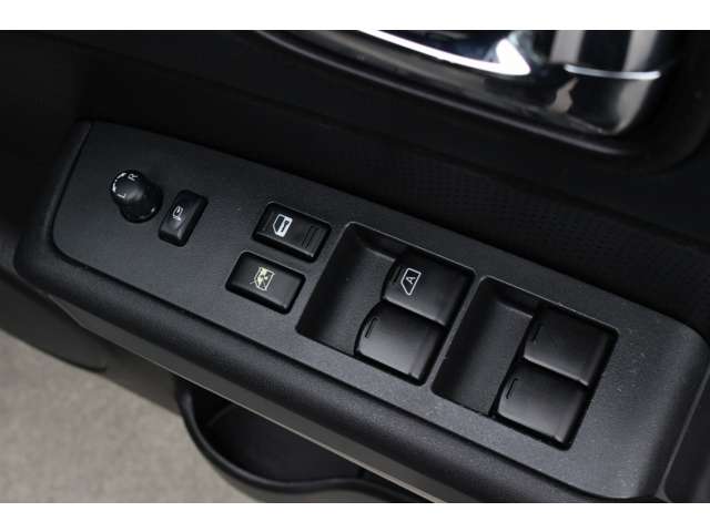 日産 エクストレイル ２．０ ２０ＧＴ ディーゼルターボ ４ＷＤ H25年 (関東) 99