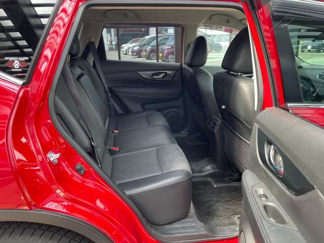 日産 エクストレイル ２．０ ２０Ｘ エマージェンシーブレーキパッケージ ２列車 ４ＷＤ H27年 (東北) 99