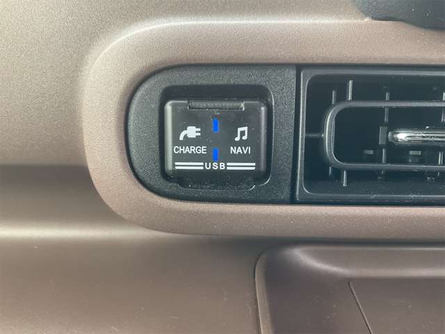 ダイハツ ムーヴ　キャンバス ６６０ セオリー Ｇ R5年 (近畿) 99