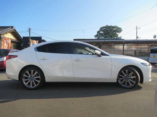 マツダ ＭＡＺＤＡ３　セダン ２．０ ２０Ｓ Ｌパッケージ R1年 (関東) 99