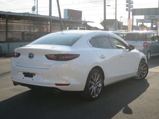 マツダ ＭＡＺＤＡ３　セダン ２．０ ２０Ｓ Ｌパッケージ R1年 (関東) 99