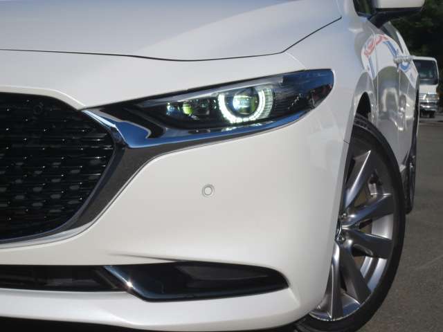 マツダ ＭＡＺＤＡ３　セダン ２．０ ２０Ｓ Ｌパッケージ R1年 (関東) 99
