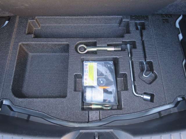 マツダ ＭＡＺＤＡ３　セダン ２．０ ２０Ｓ Ｌパッケージ R1年 (関東) 99