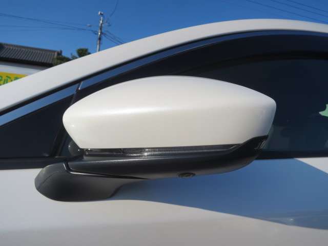 マツダ ＭＡＺＤＡ３　セダン ２．０ ２０Ｓ Ｌパッケージ R1年 (関東) 99