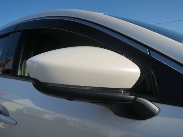 マツダ ＭＡＺＤＡ３　セダン ２．０ ２０Ｓ Ｌパッケージ R1年 (関東) 99