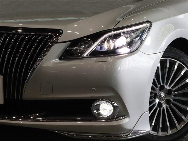 トヨタ クラウンマジェスタ　ハイブリッド ３．５ H25年 (関東) 99