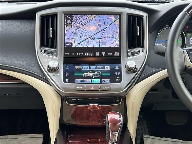 トヨタ クラウンマジェスタ　ハイブリッド ３．５ H25年 (関東) 99