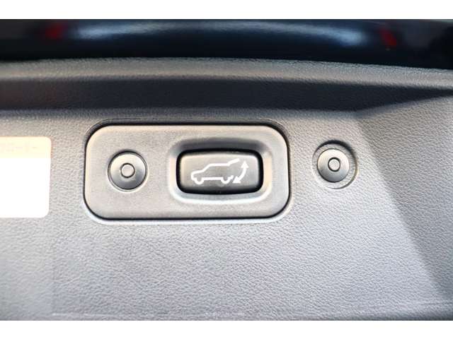 三菱 デリカ　Ｄ：５ ２．２ Ｐ ディーゼルターボ ４ＷＤ R4年 (関東) 99