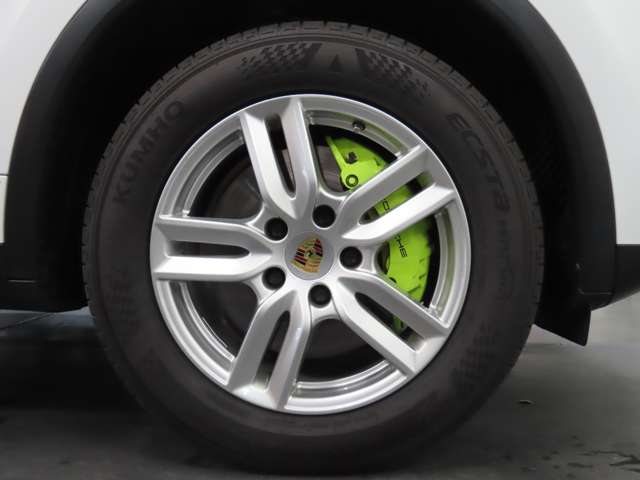 ポルシェ カイエン Ｓ Ｅ－ハイブリッド ティプトロニックＳ ４ＷＤ H27年 (関東) 99