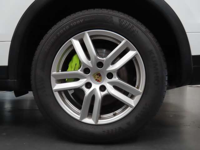 ポルシェ カイエン Ｓ Ｅ－ハイブリッド ティプトロニックＳ ４ＷＤ H27年 (関東) 99