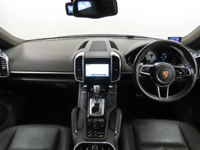 ポルシェ カイエン Ｓ Ｅ－ハイブリッド ティプトロニックＳ ４ＷＤ H27年 (関東) 99