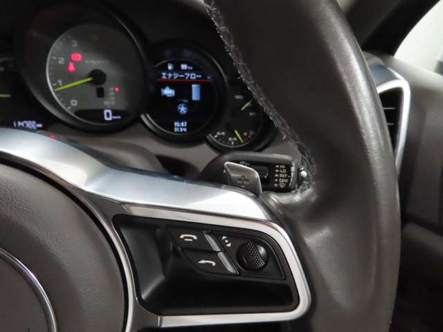 ポルシェ カイエン Ｓ Ｅ－ハイブリッド ティプトロニックＳ ４ＷＤ H27年 (関東) 99