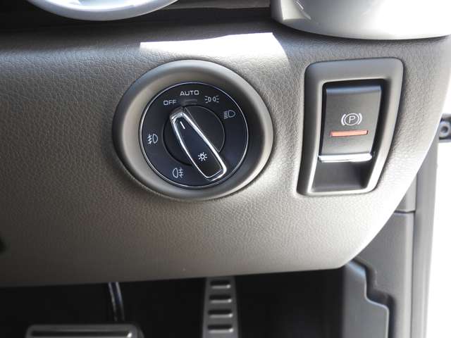 ポルシェ カイエン Ｓ Ｅ－ハイブリッド ティプトロニックＳ ４ＷＤ H27年 (関東) 99