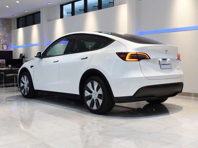 テスラ モデルＹ ロングレンジ R5年 (関東) 99