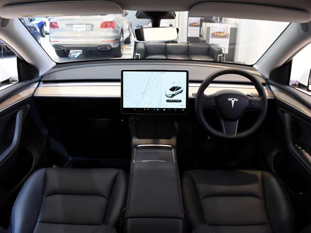 テスラ モデルＹ ロングレンジ R5年 (関東) 99